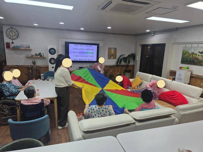 235149625_eFJQTgGE_d44337aed15db50127dadf7b1f897dee9a0b864e.jpg 이미지크게보기