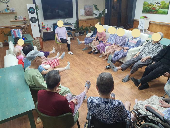 235149625_wXceROAj_8692ceba20223e65049f3c7a3b09930952ce0ad4.jpg 이미지크게보기